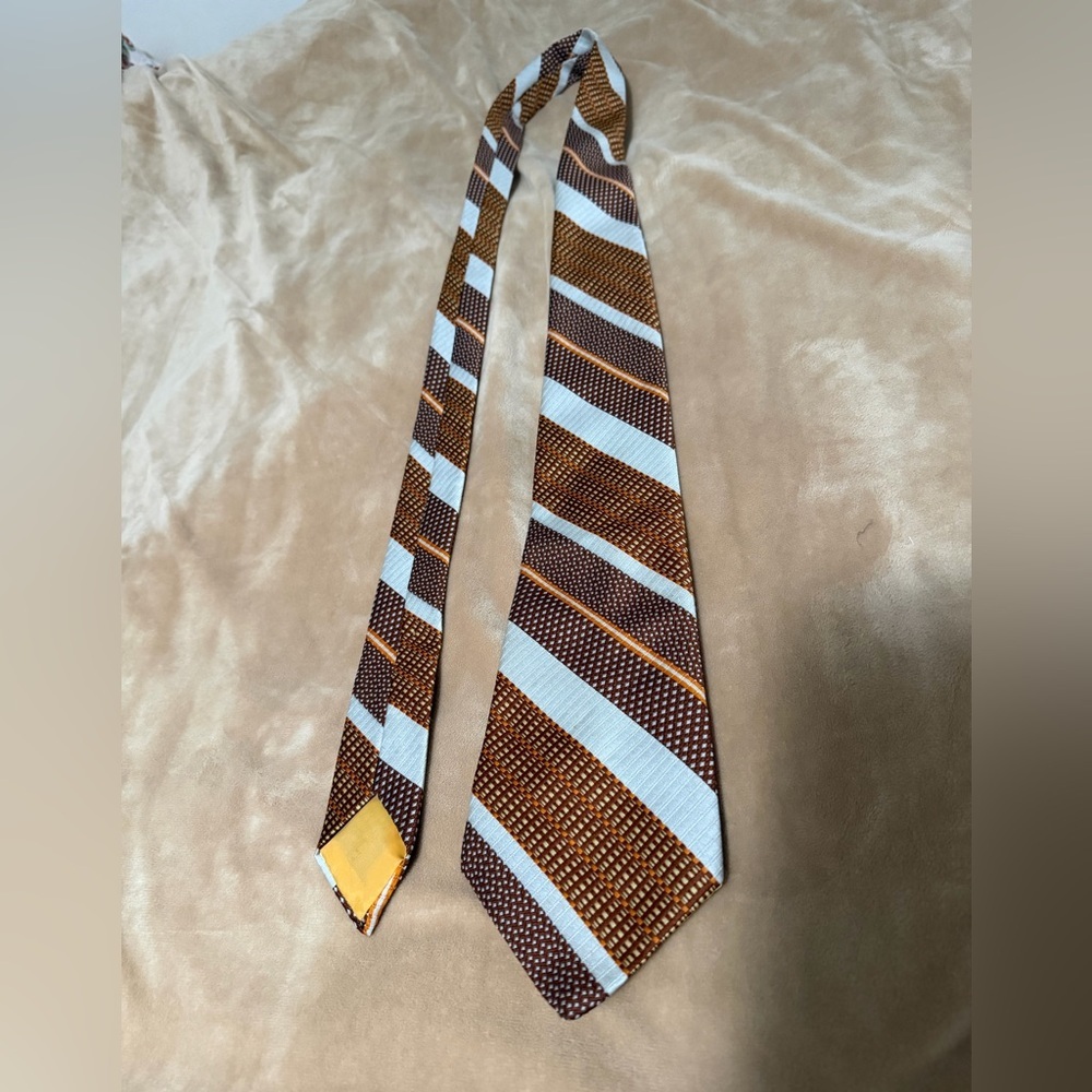 Wembley Vintage Brown and Light Blue Striped Tie